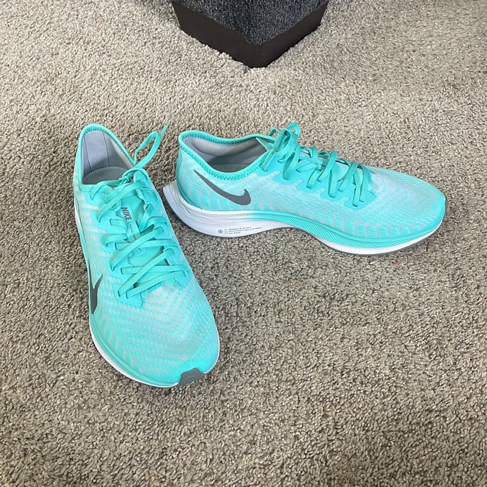 NWOT Nike ZoomX Running Shoes - Picture 2 of 4
